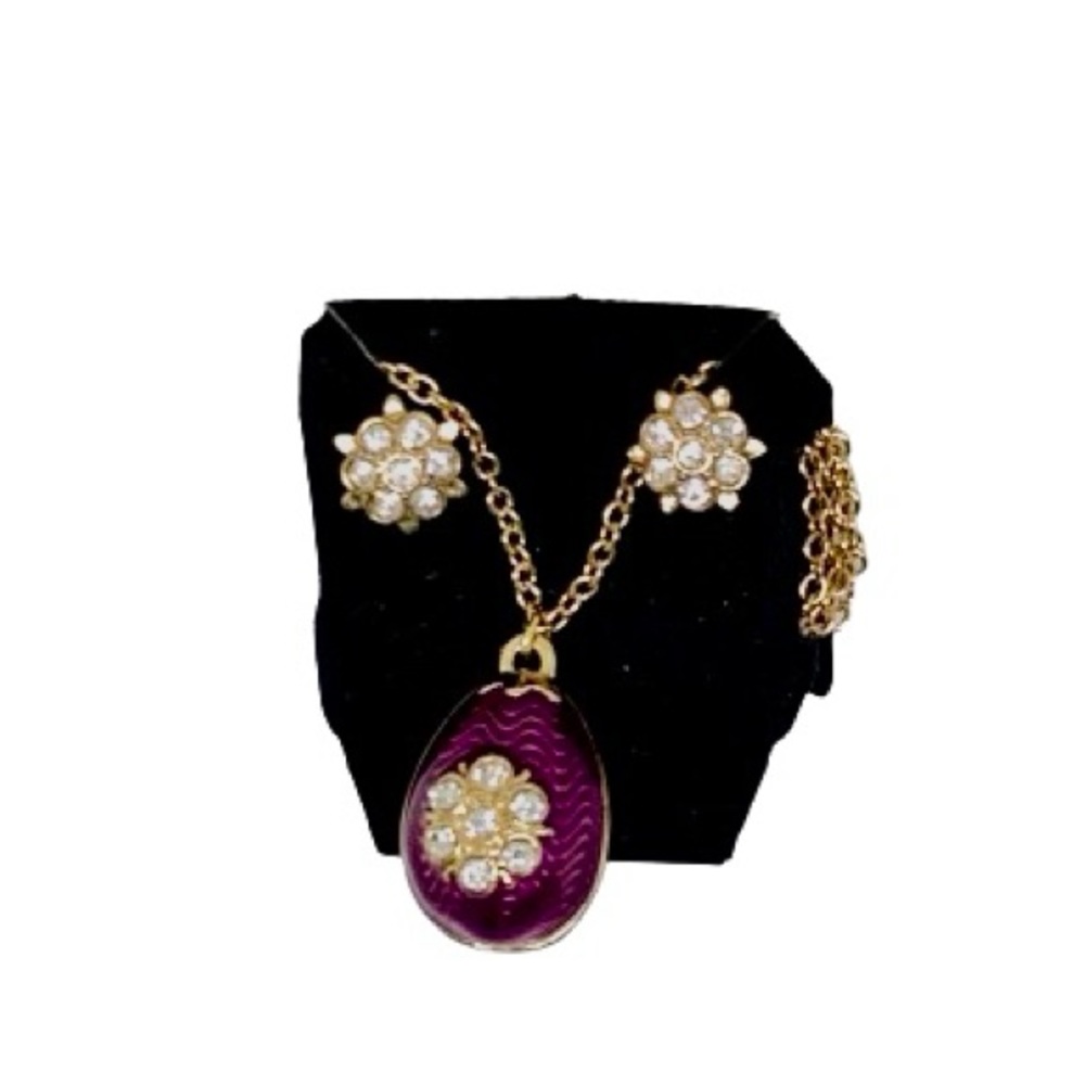 NIB Vintage Avon Purple Egg Faux Locket & Matching Earring Set - Picture 3 of 7